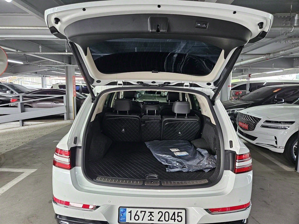 Genesis GV80 - Vista 5