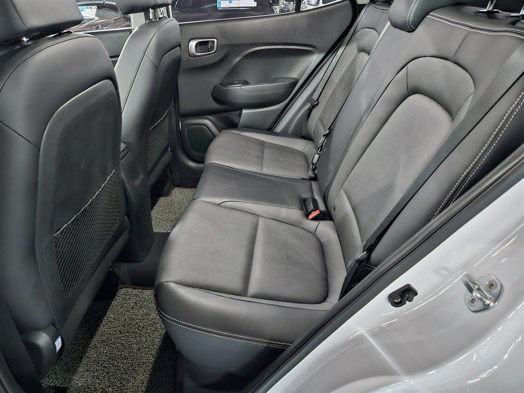 HYUNDAI Venue 2020 Blanco - Importación desde Corea - HF Imports Iquique - Foto 16