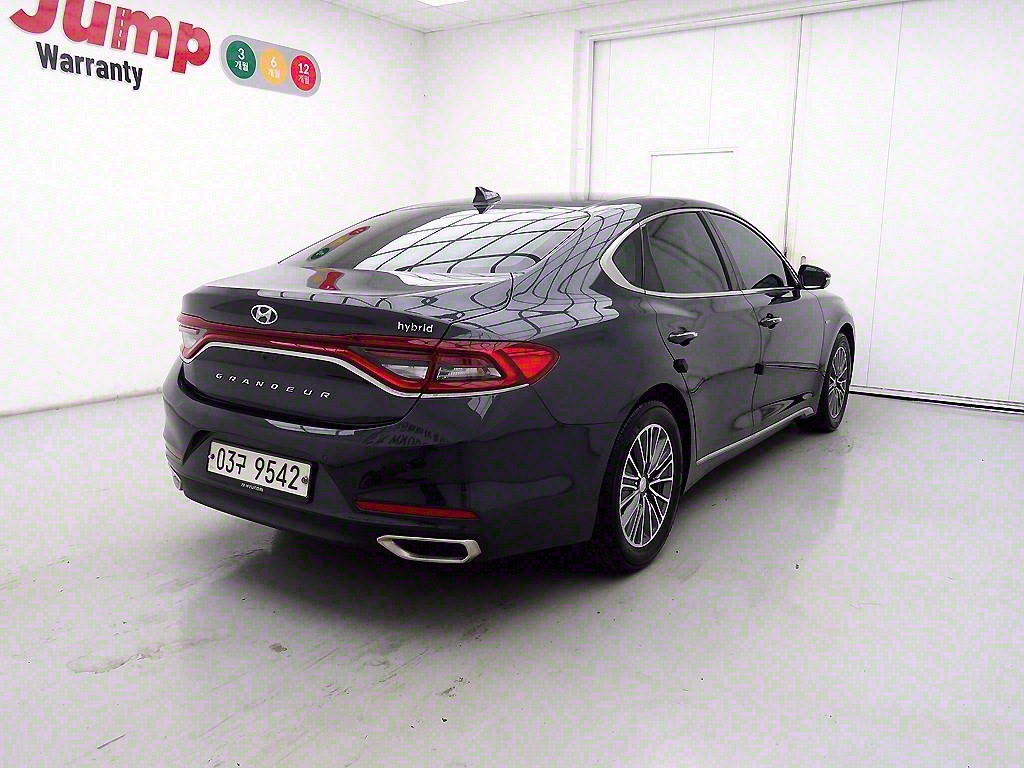 HYUNDAI Grandeur - Vista 4