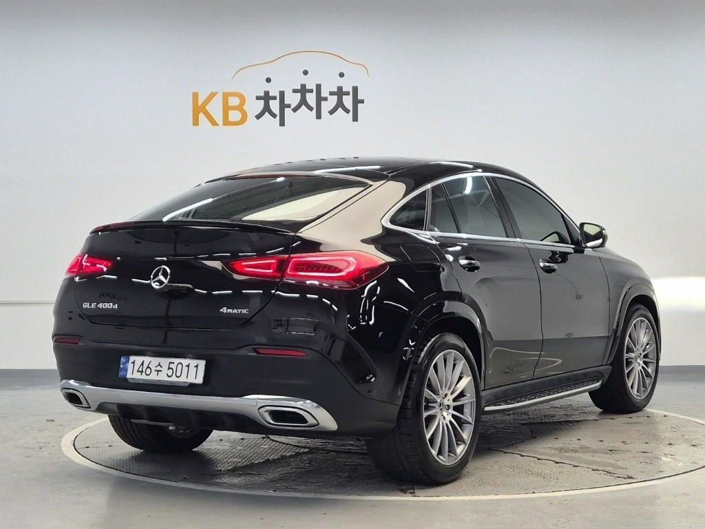 Mercedes Benz GLE Class - Vista 4