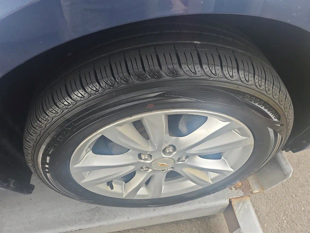 Chevrolet Cruise - Vista 12