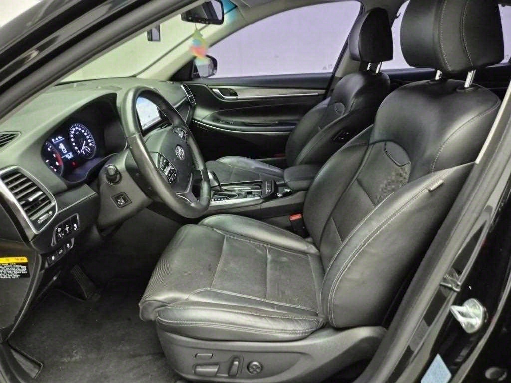 HYUNDAI Grandeur - Vista 11