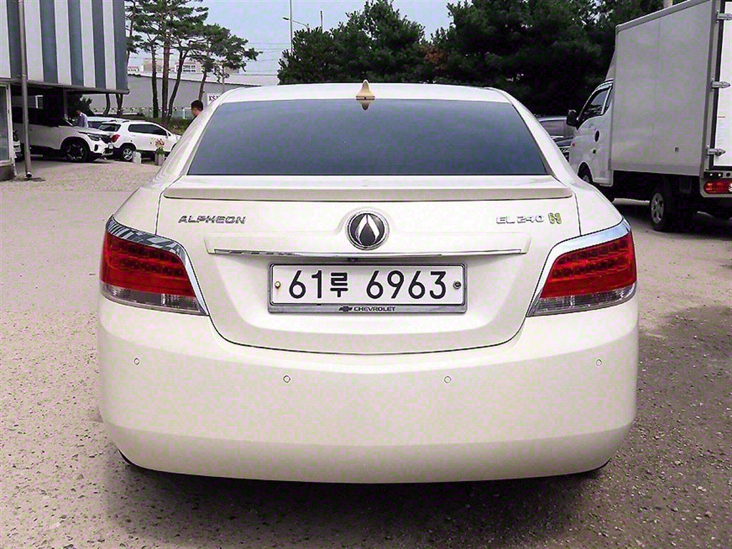 DAEWOO Alpheon - Vista 4