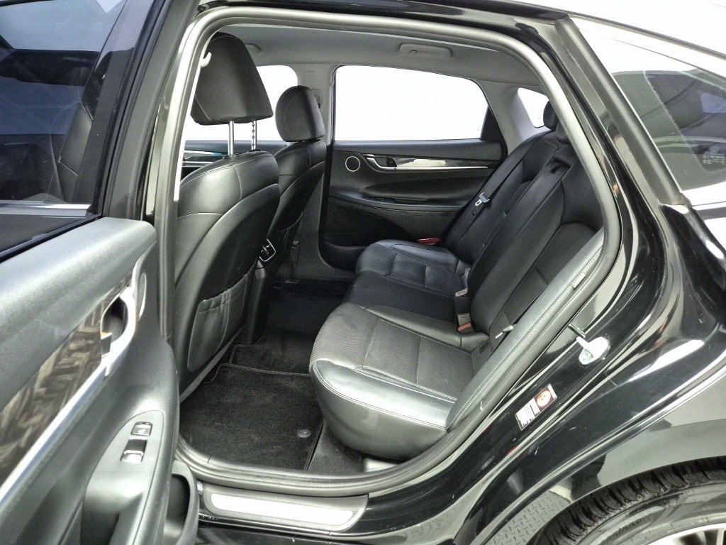 HYUNDAI Grandeur - Vista 12