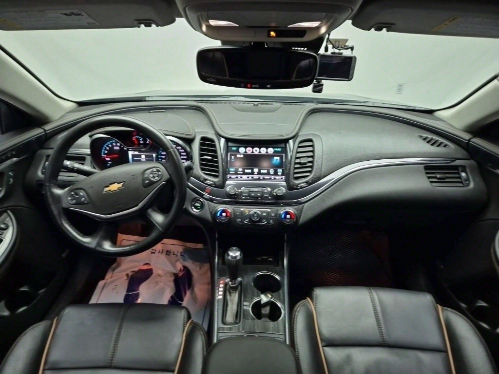 Chevrolet Impala - Vista 8