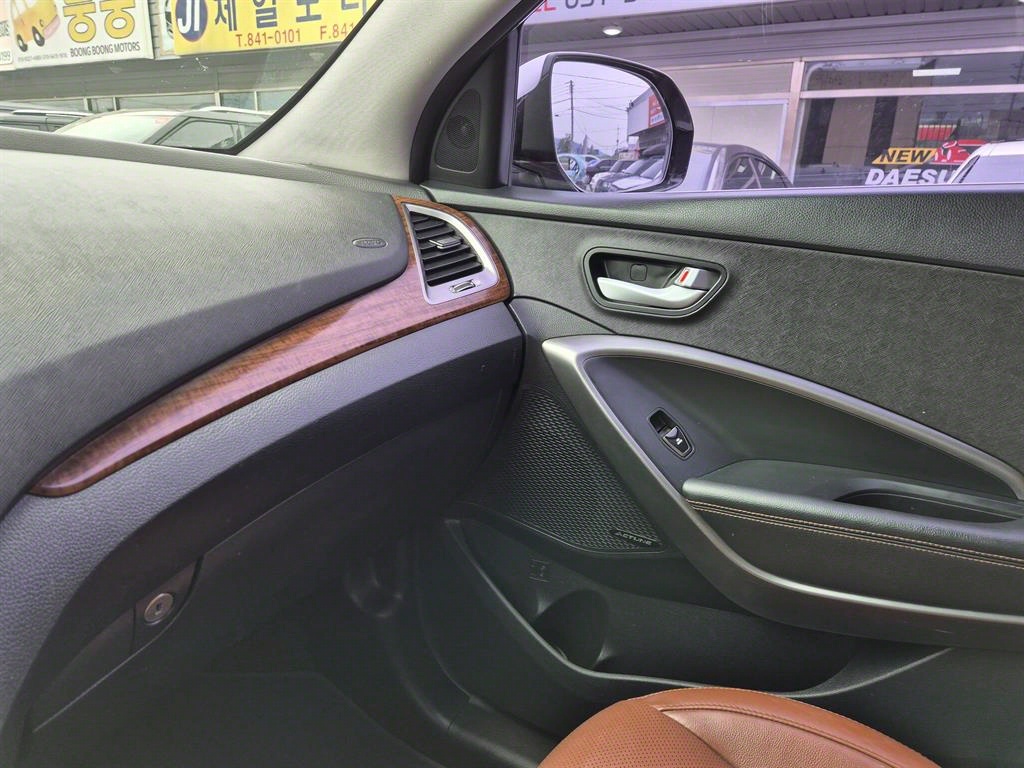 HYUNDAI Maxcruz - Vista 12