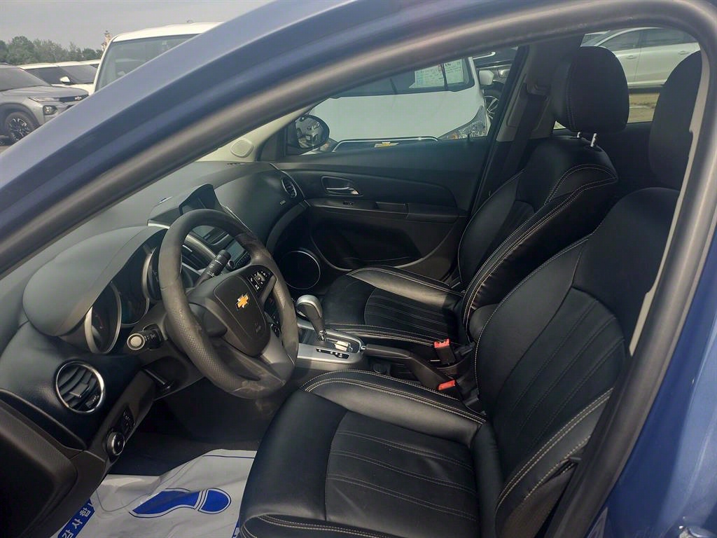 Chevrolet Cruise - Vista 6