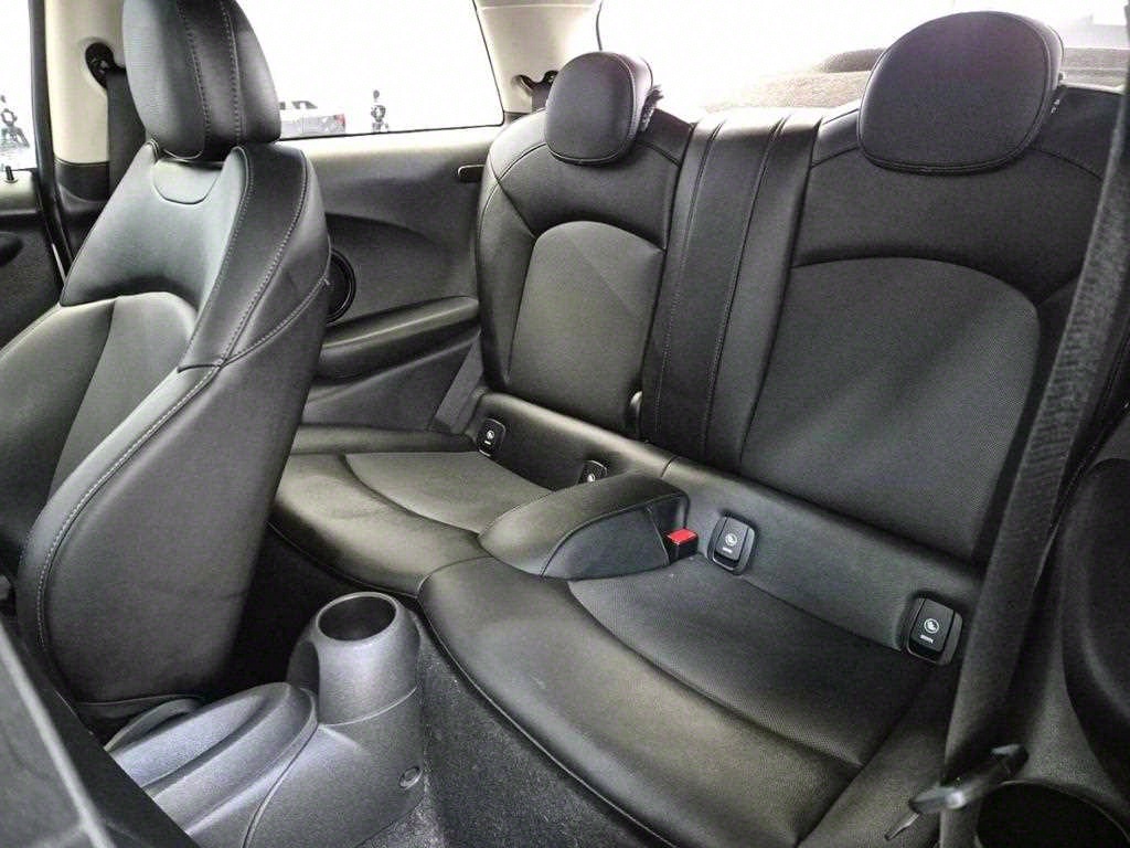 Mini Cooper - Vista 11