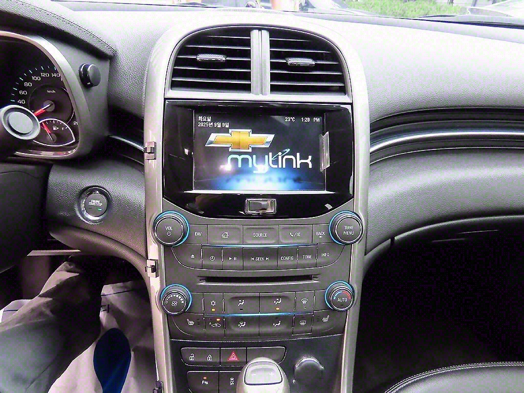 Chevrolet Malibu - Vista 12