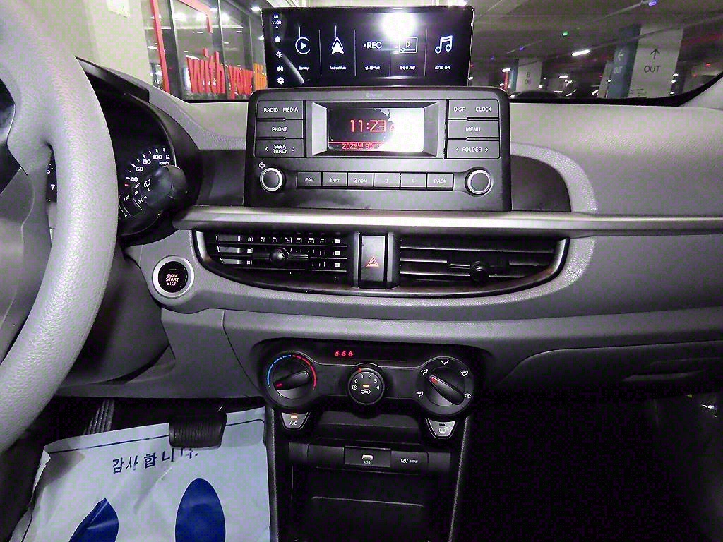 KIA Morning - Vista 11