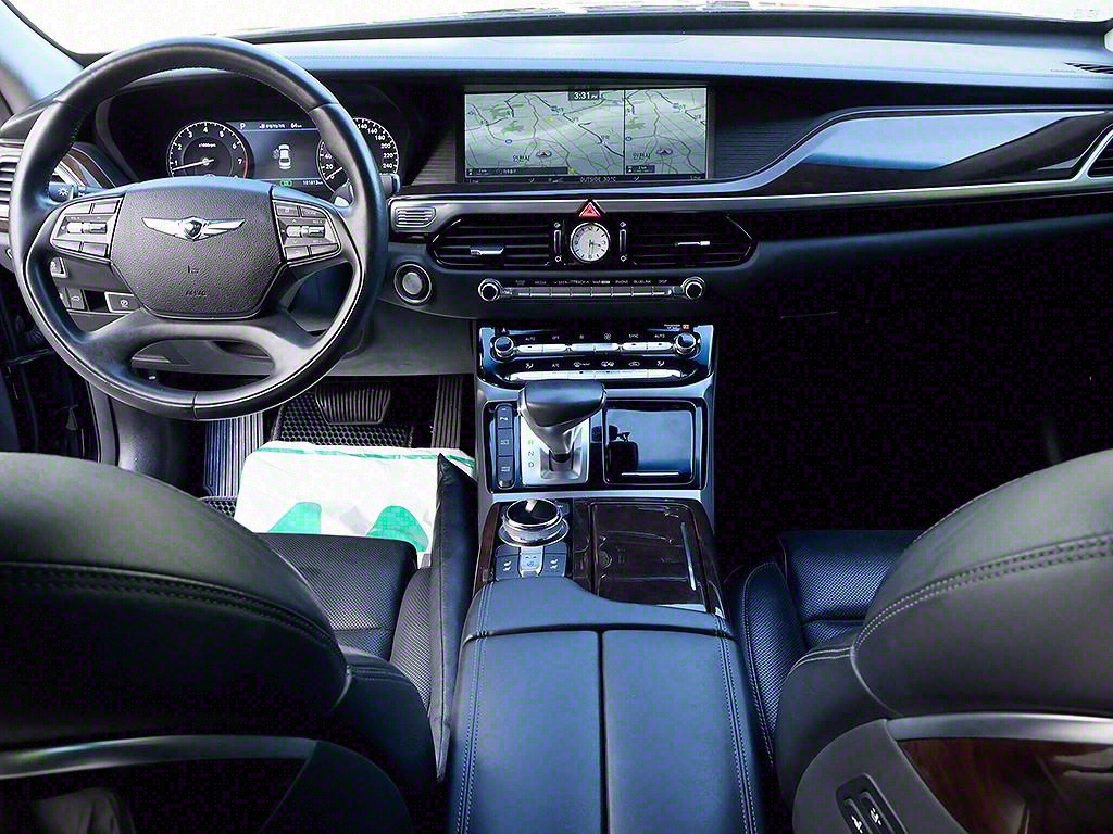 Genesis EQ900 - Vista 9