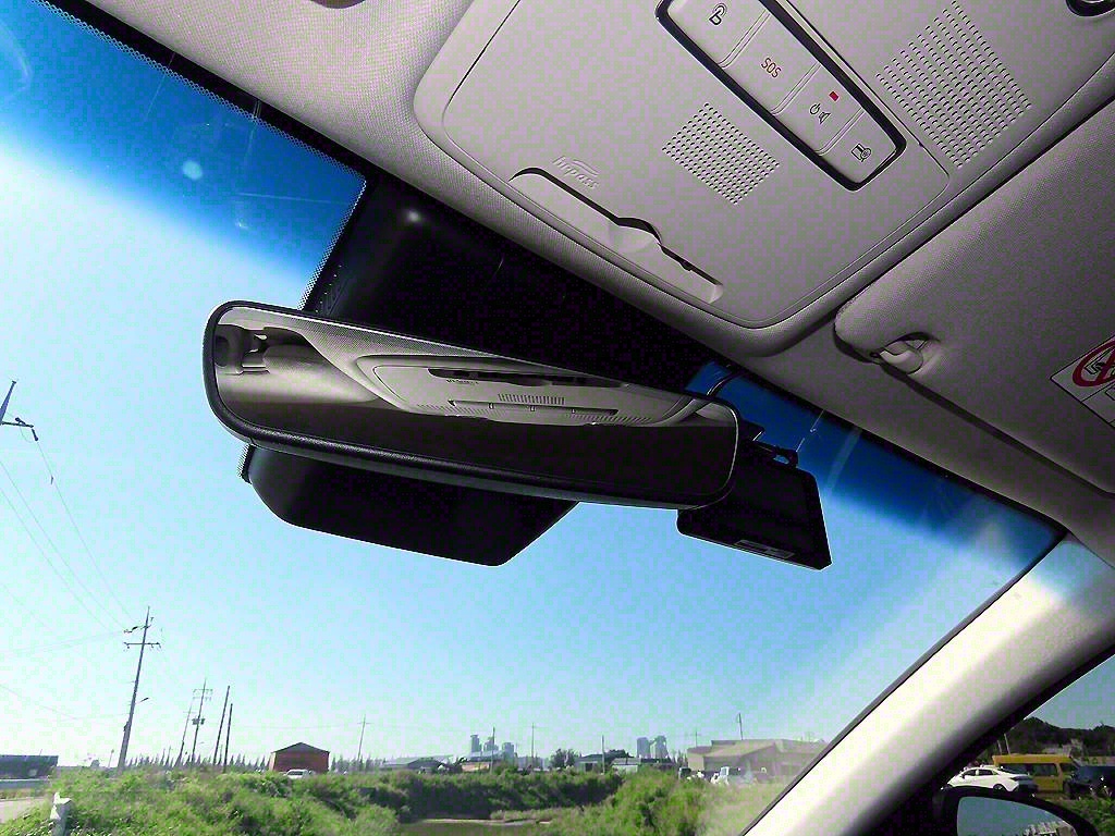 HYUNDAI Grandeur - Vista 12