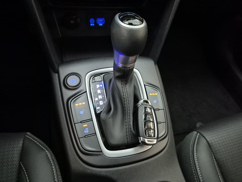 HYUNDAI Kona - Vista 8