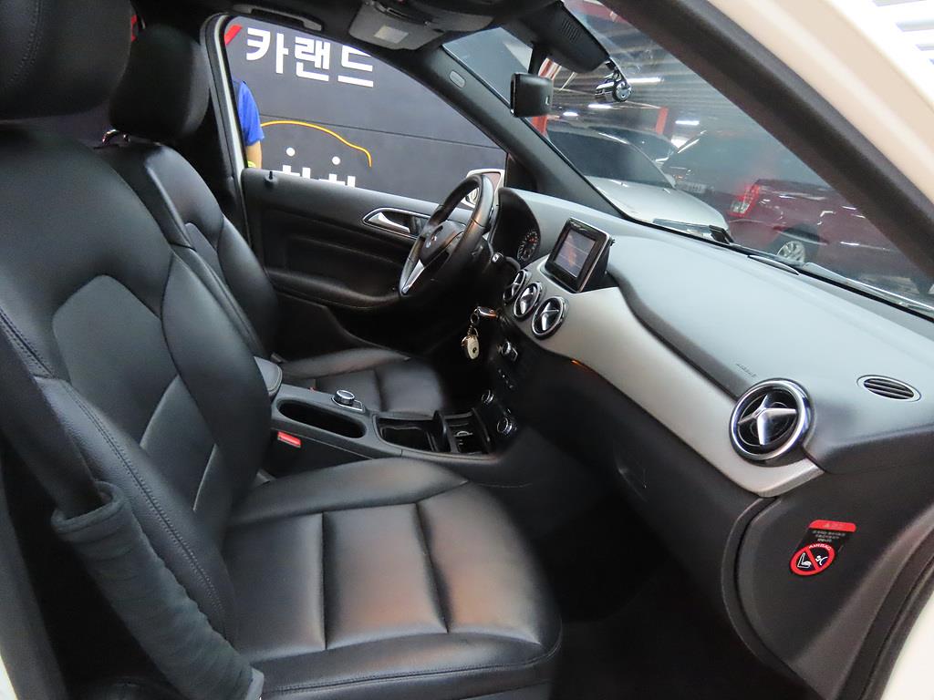Mercedes Benz B Class (MY B) 2013 Blanco - Importación desde Corea - HF Imports Iquique - Foto 15