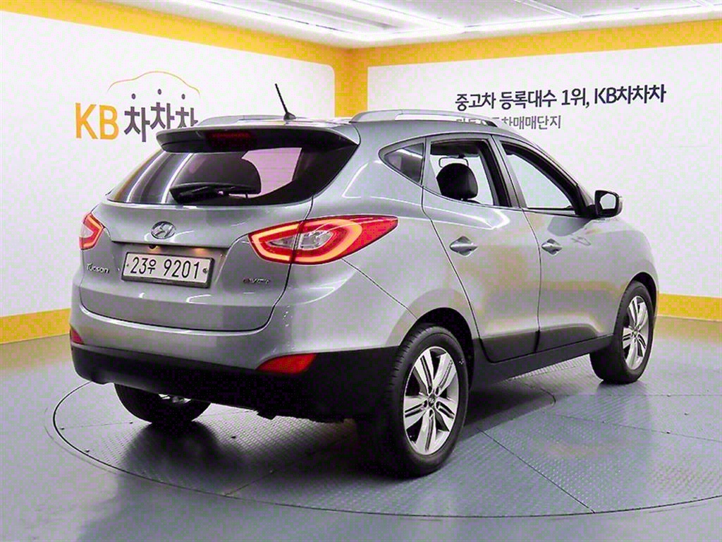 HYUNDAI Tucson - Vista 4