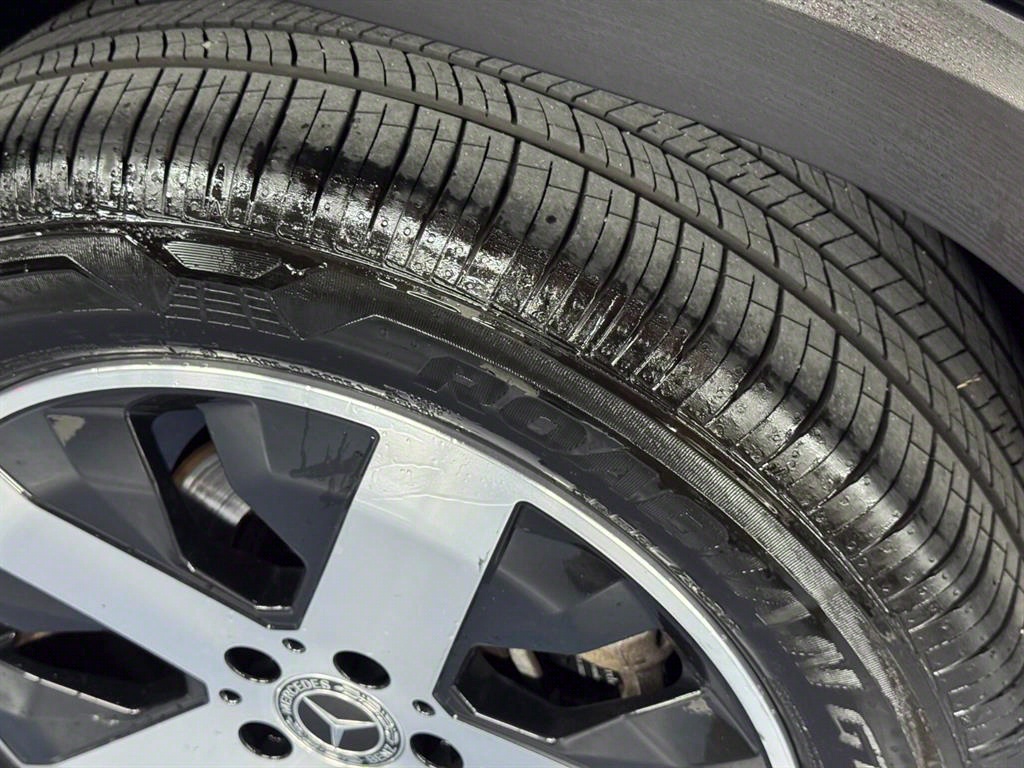 Mercedes Benz GLB Class - Vista 8