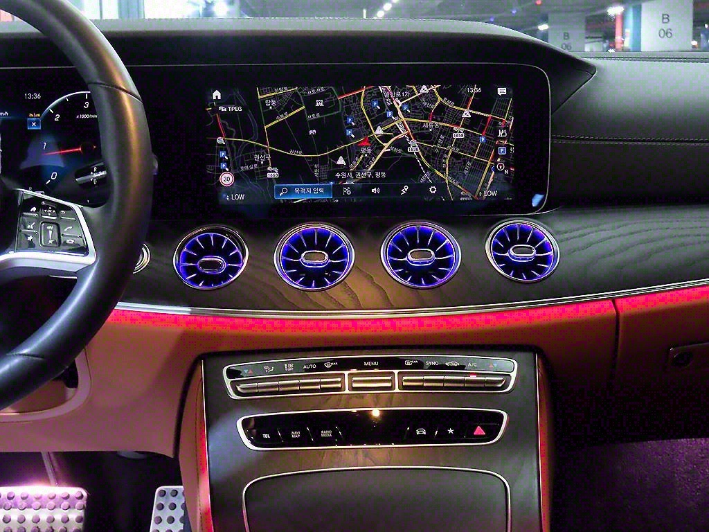 Mercedes Benz CLS Class - Vista 11