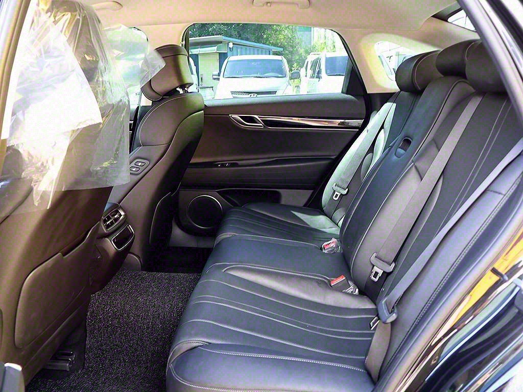 Genesis G80 2022 Negro - Importación desde Corea - HF Imports Iquique - Foto 11