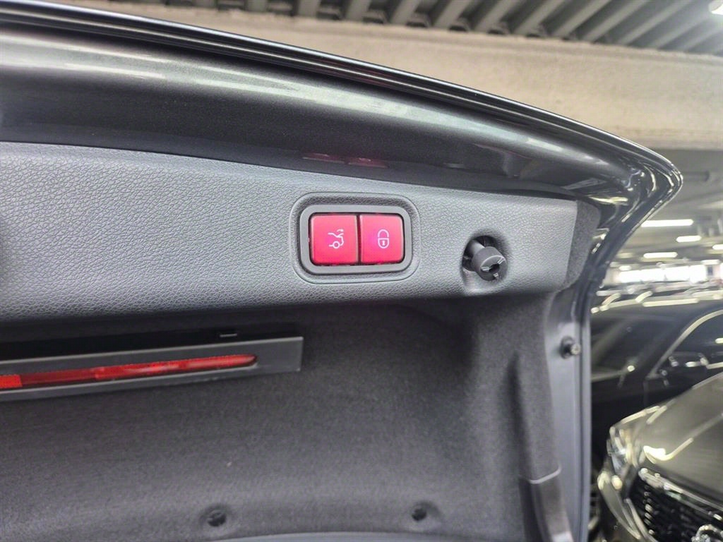 Mercedes Benz E class - Vista 11