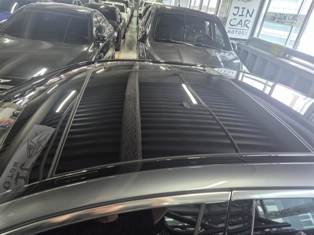 Mercedes Benz E class - Vista 12