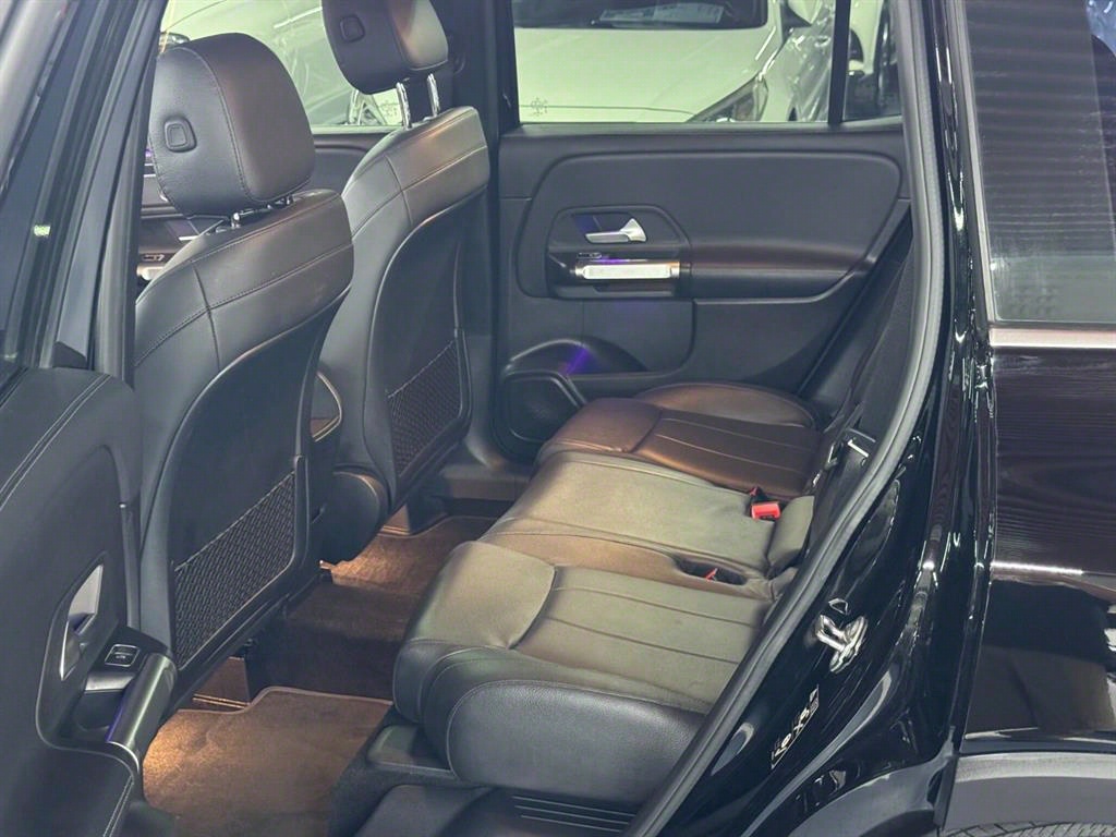 Mercedes Benz GLB Class - Vista 10