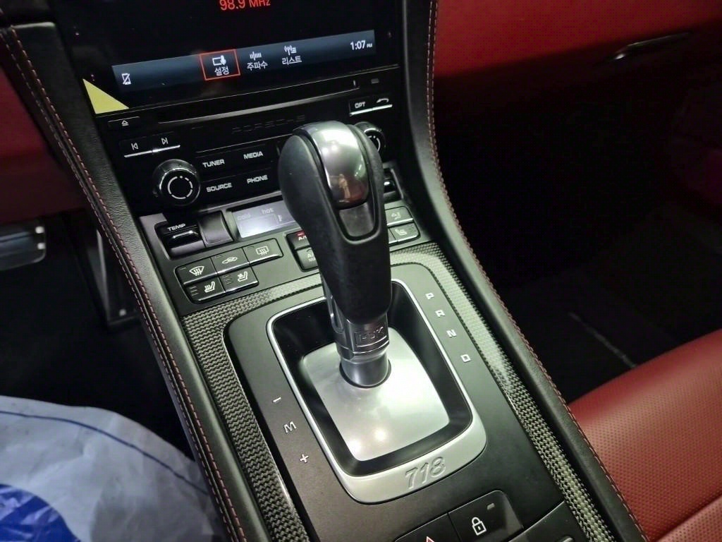 Porsche 718 - Vista 8