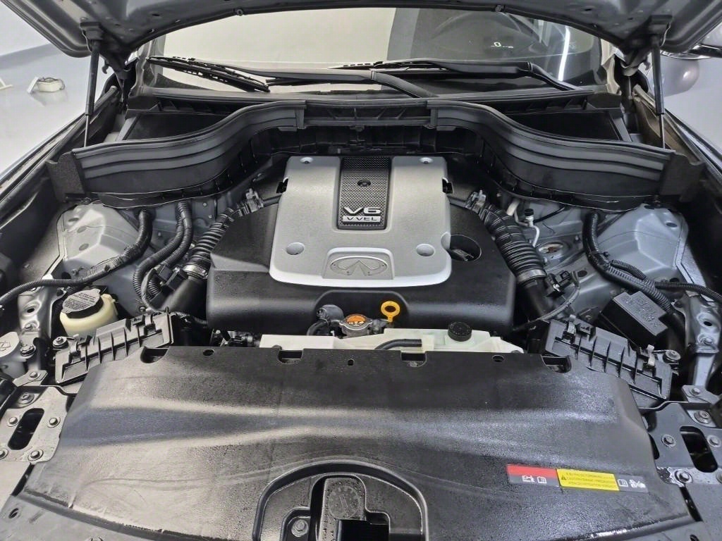 Infiniti QX - Vista 5