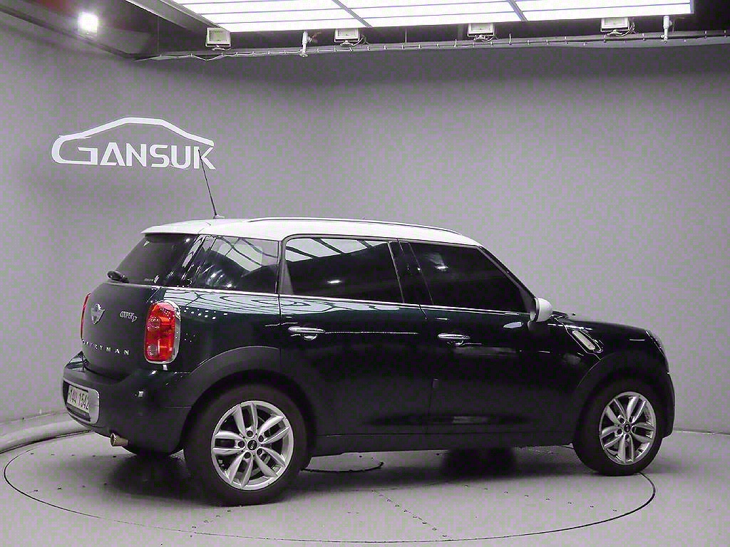 Mini Countryman - Vista 7