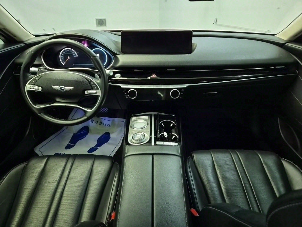 Genesis G80 - Vista 7