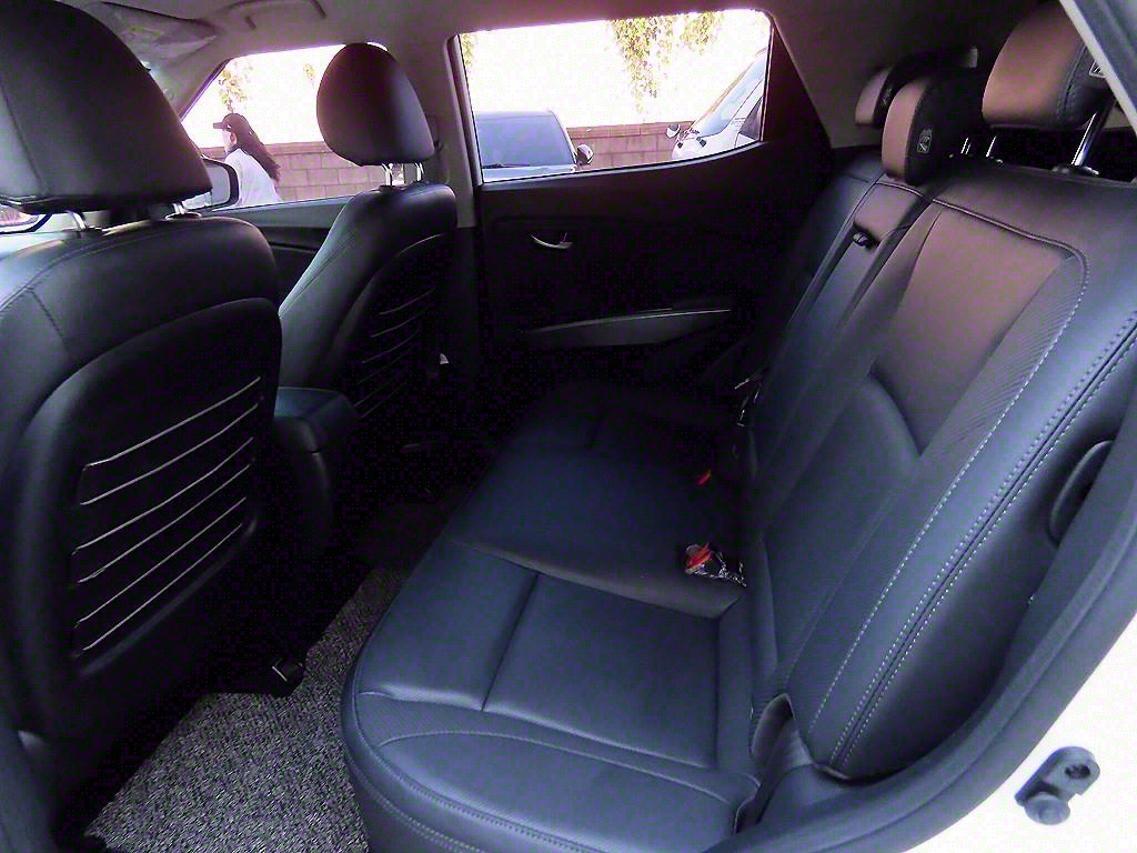 Ssangyong Tivoli - Vista 6