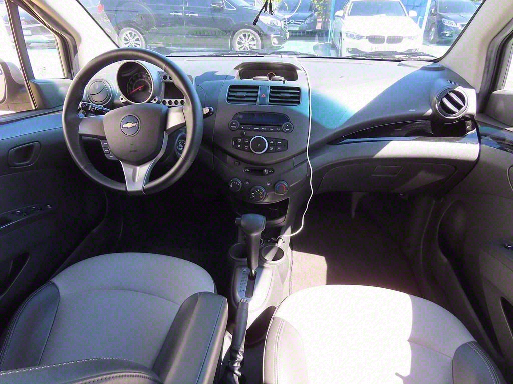 Chevrolet Spark - Vista 5