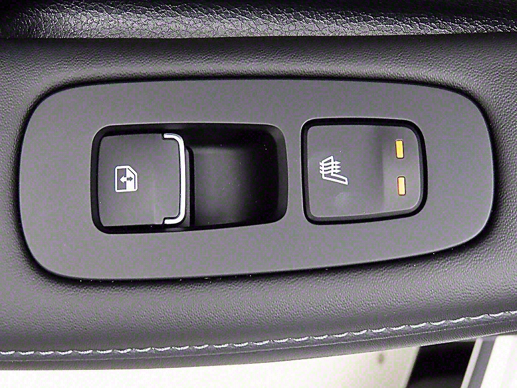 HYUNDAI Sonata - Vista 12