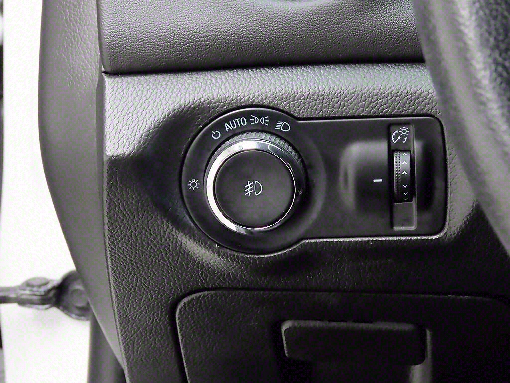 Chevrolet Cruise - Vista 12