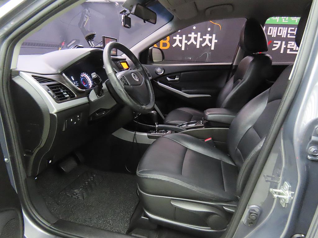 Ssangyong Korando - Vista 5