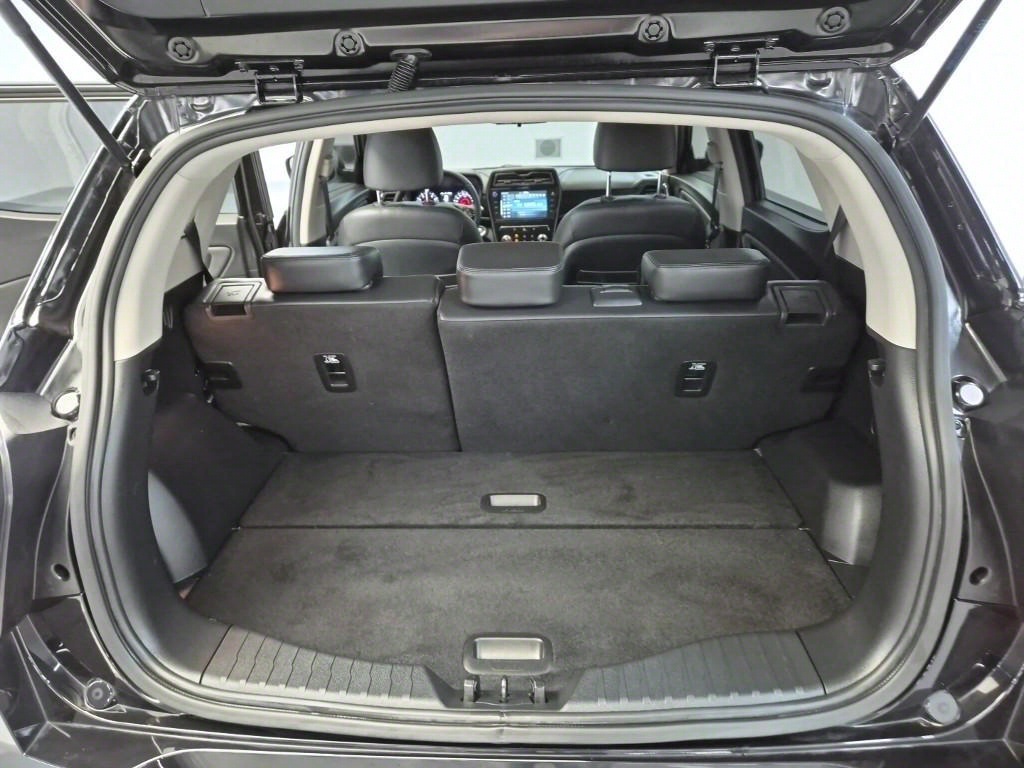 Ssangyong Tivoli 2022 Negro - Importación desde Corea - HF Imports Iquique - Foto 16