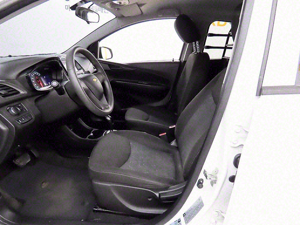 Chevrolet Spark - Vista 5