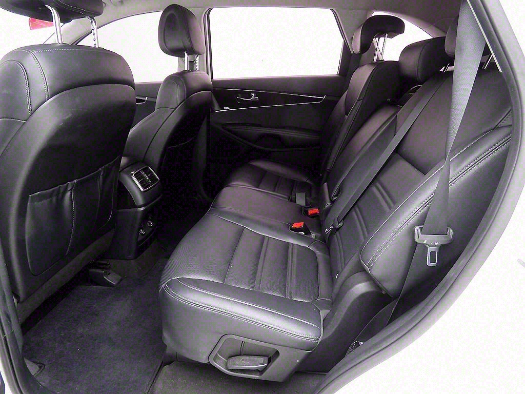 KIA Sorento - Vista 7