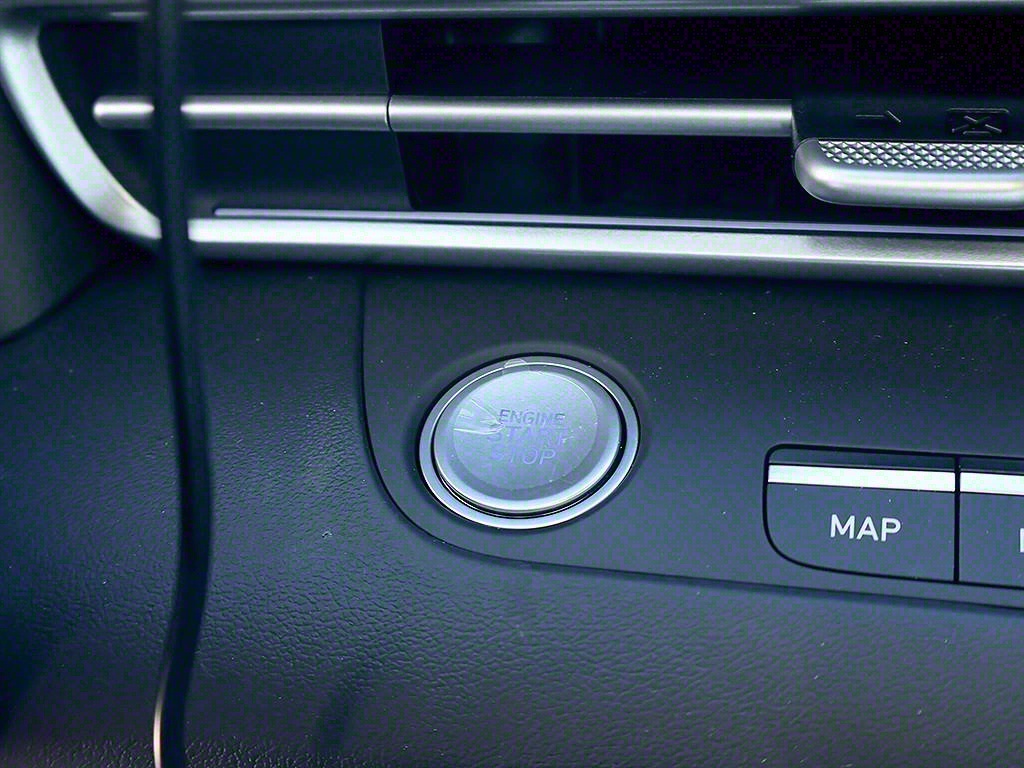 HYUNDAI Avante 2026 Blanco - Importación desde Corea - HF Imports Iquique - Foto 10