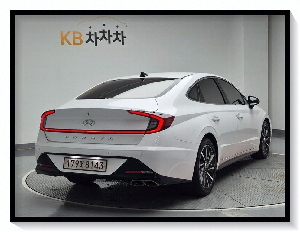 HYUNDAI Sonata - Vista 4