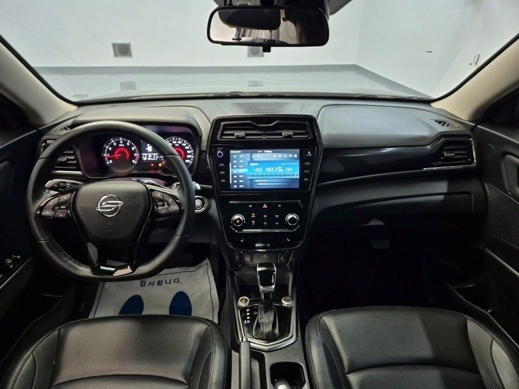 Ssangyong Tivoli - Vista 5