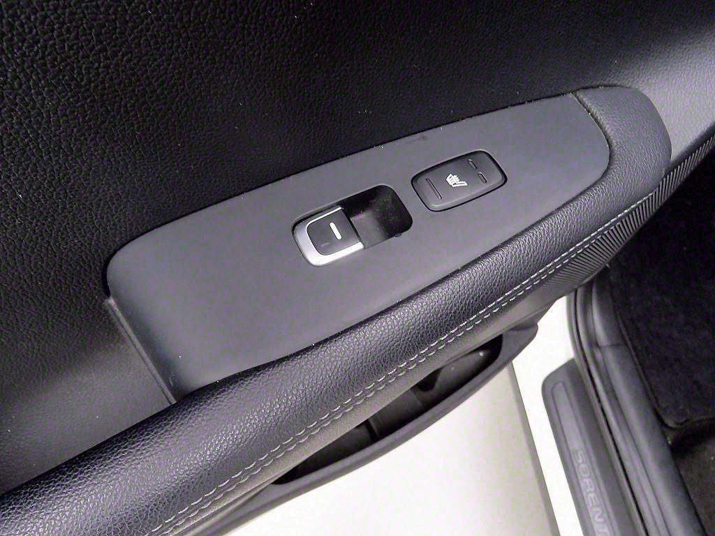 KIA Sorento - Vista 9