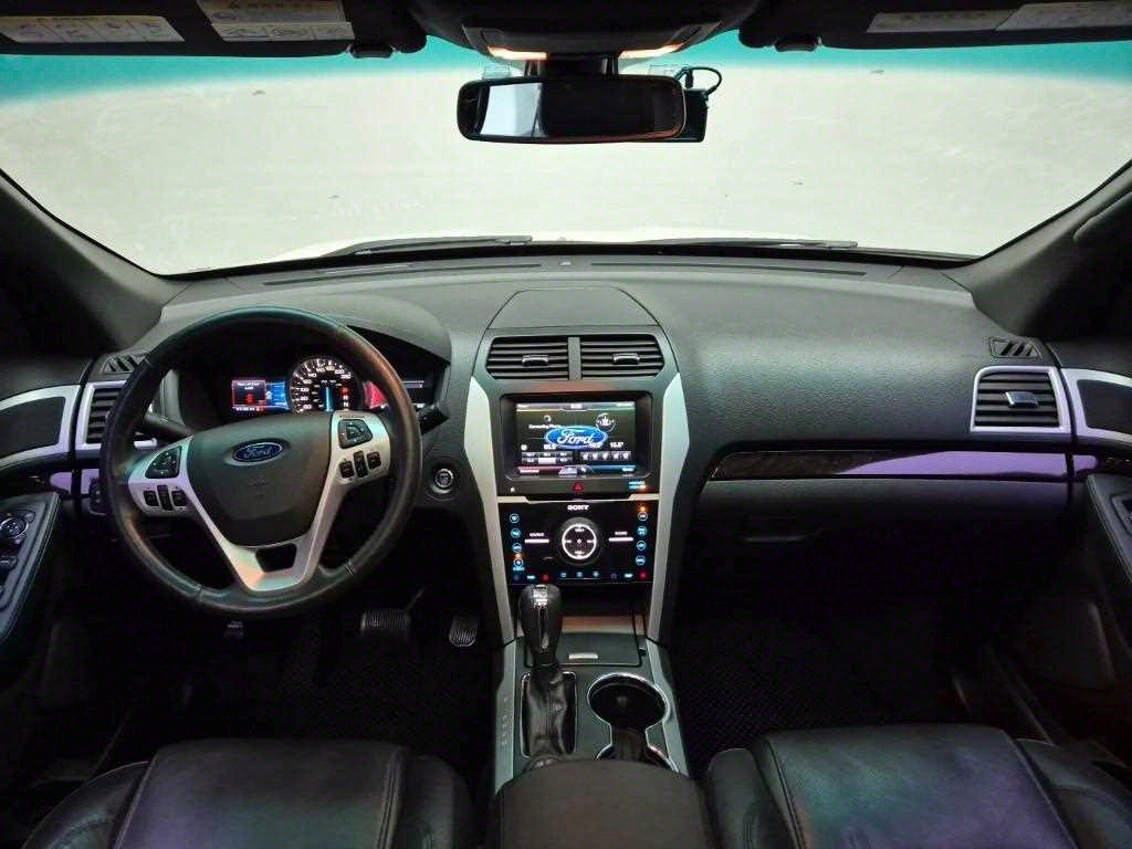 Ford Explorer - Vista 7