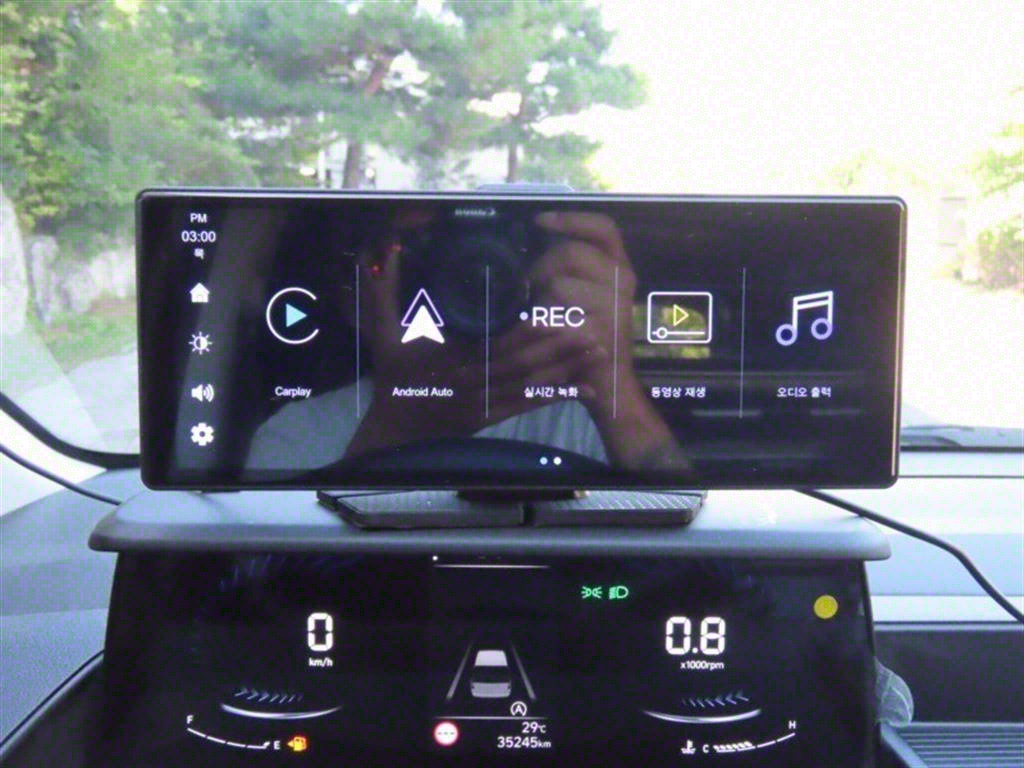 HYUNDAI Staria - Vista 10
