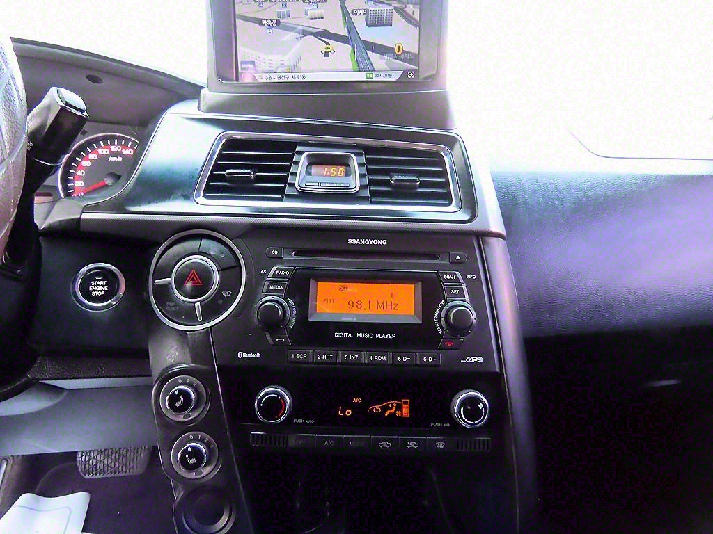 Ssangyong Korando 2017 Gris - Importación desde Corea - HF Imports Iquique - Foto 13