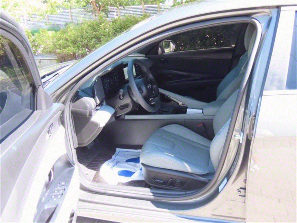 HYUNDAI Avante 2025 Gris - Importación desde Corea - HF Imports Iquique - Foto 13