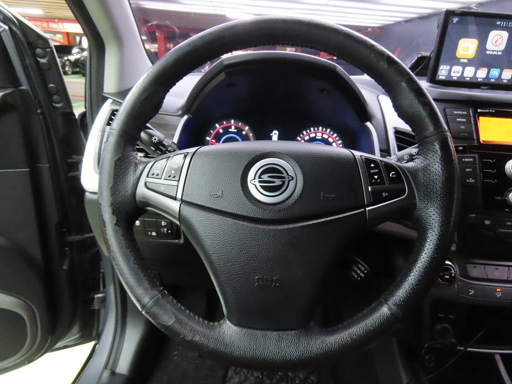 Ssangyong Korando - Vista 8