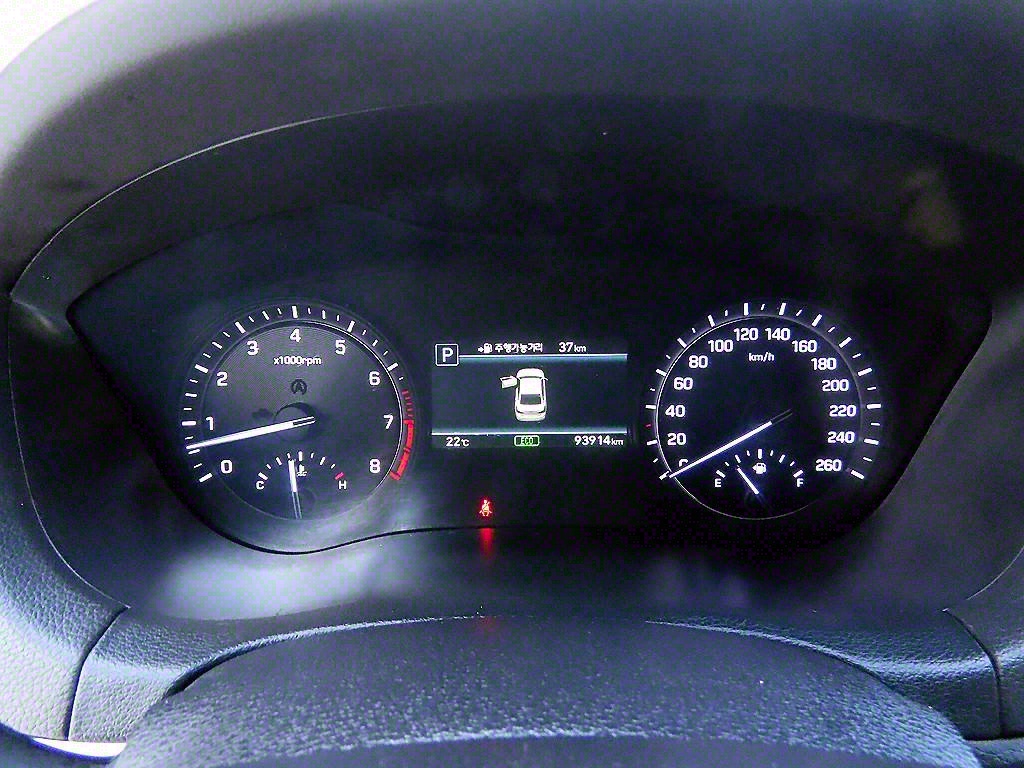 Genesis G80 - Vista 9