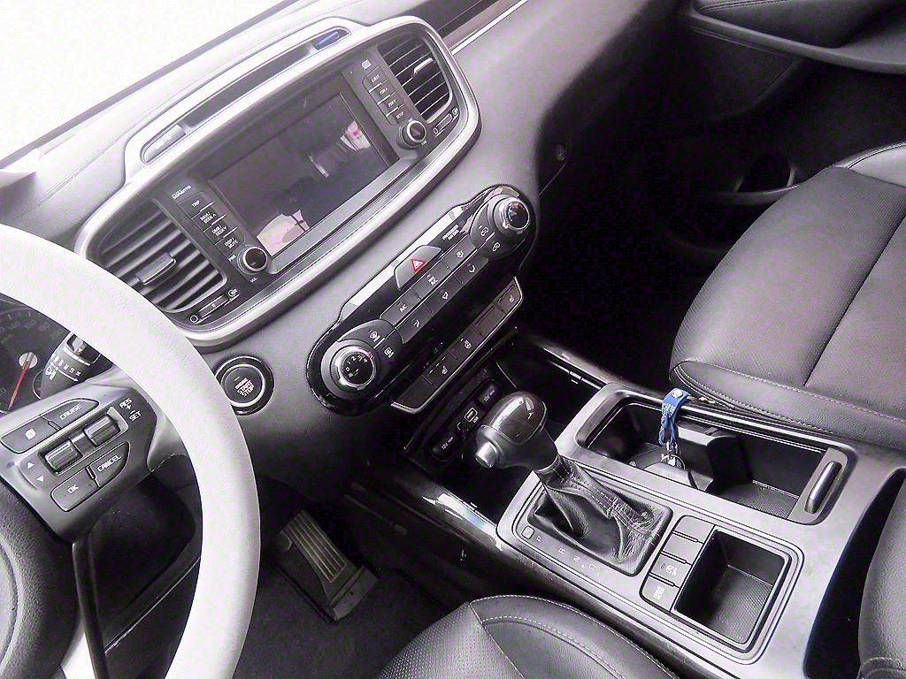 KIA Sorento - Vista 12