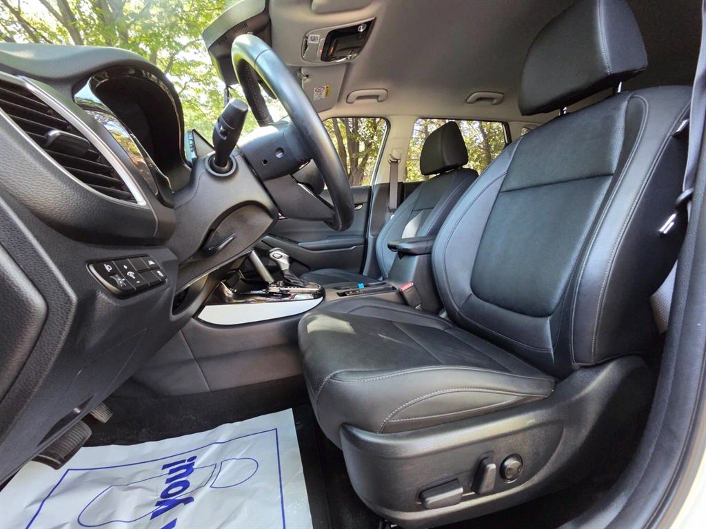 KIA Seltos - Vista 5