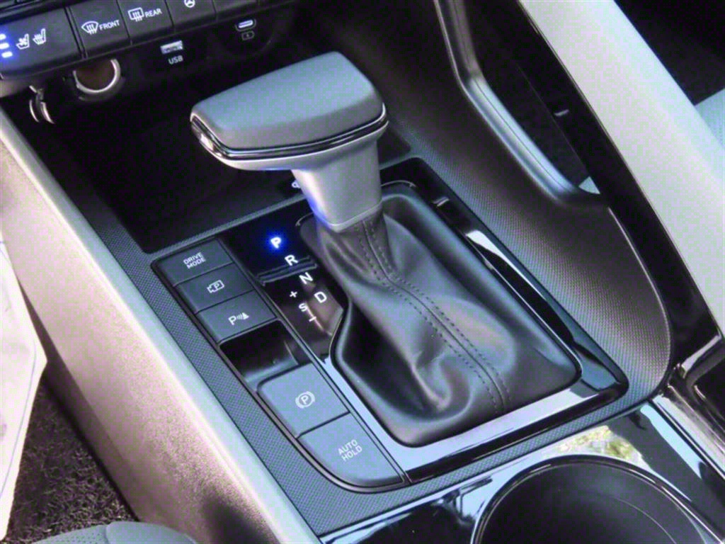 HYUNDAI Avante - Vista 11